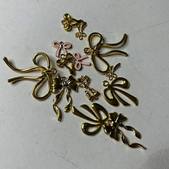 Gold Bow Charms for Jewelry DIY - Picture 2 of 2